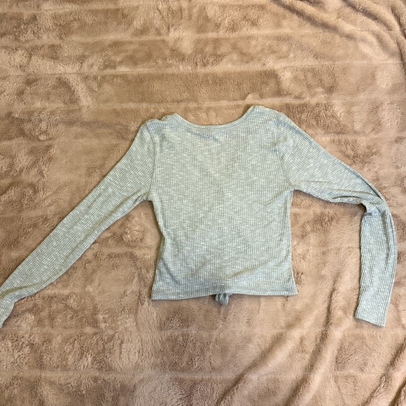 🔥Abercrombie crop top!! - M - Picture 6 of 8